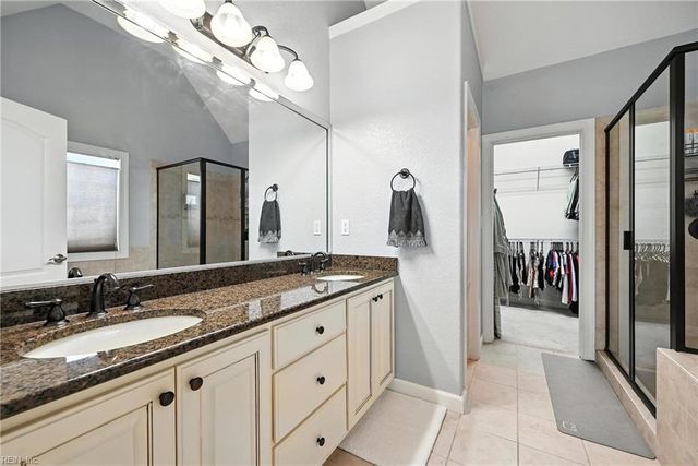 1732 Mount Airy CT, Virginia Beach, VA 23456