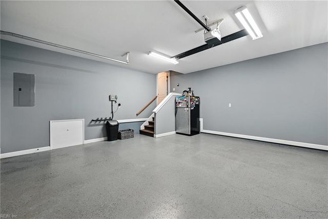 1732 Mount Airy CT, Virginia Beach, VA 23456