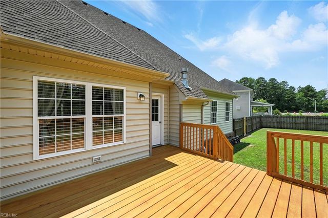 1732 Mount Airy CT, Virginia Beach, VA 23456