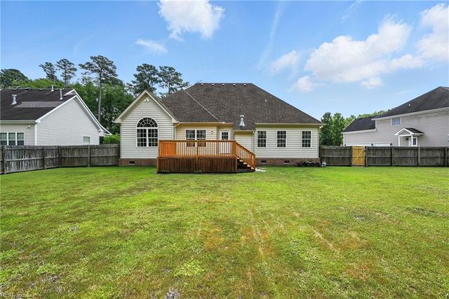 1732 Mount Airy CT, Virginia Beach, VA 23456
