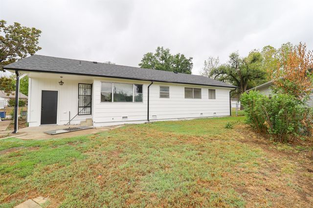 5797 E 26th Street, Tulsa, OK 74114