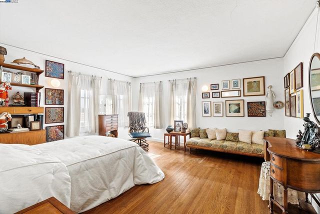 921 Warren St, Hayward, CA 94541