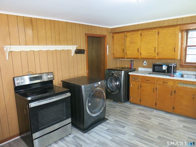 983 Riverside Drive, Thompson, CT 06255