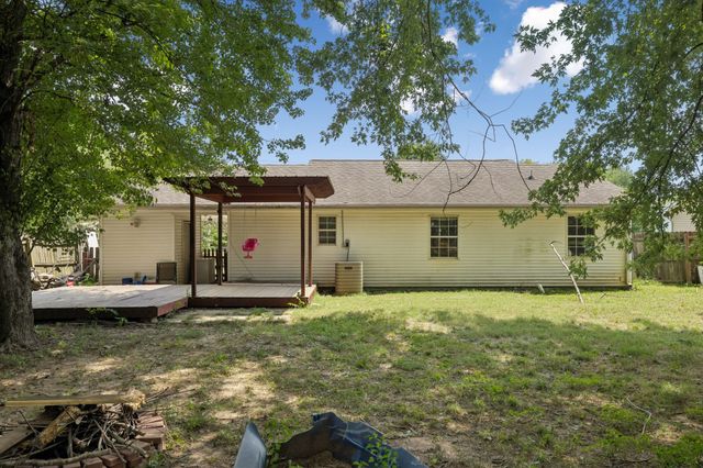216 New Gritton Ave, Oak Grove, KY 42262