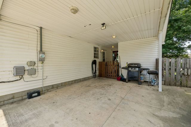 216 New Gritton Ave, Oak Grove, KY 42262