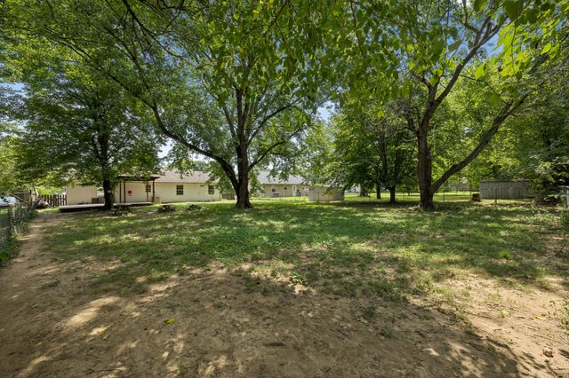 216 New Gritton Ave, Oak Grove, KY 42262