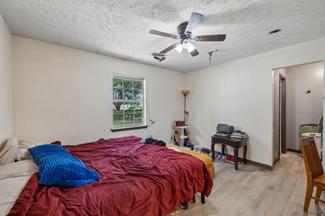 216 New Gritton Ave, Oak Grove, KY 42262