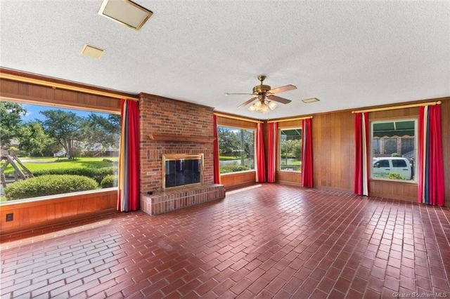 200 Griffith Street, Lake Charles, LA 70601