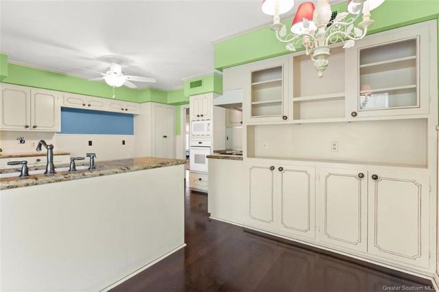 200 Griffith Street, Lake Charles, LA 70601