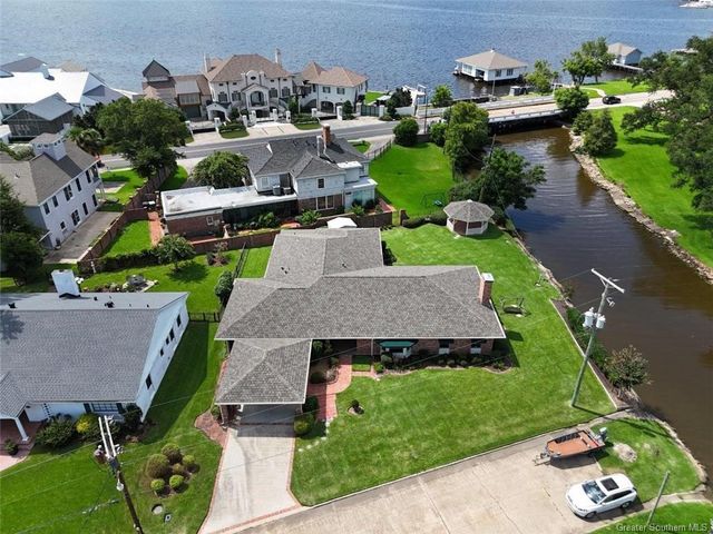 200 Griffith Street, Lake Charles, LA 70601