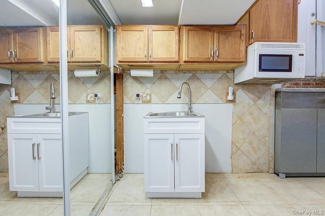 90-10 69th Avenue, Forest Hills, NY 11375