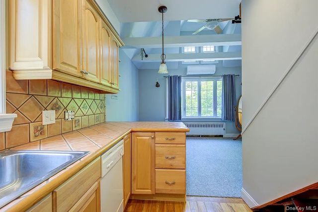 90-10 69th Avenue, Forest Hills, NY 11375