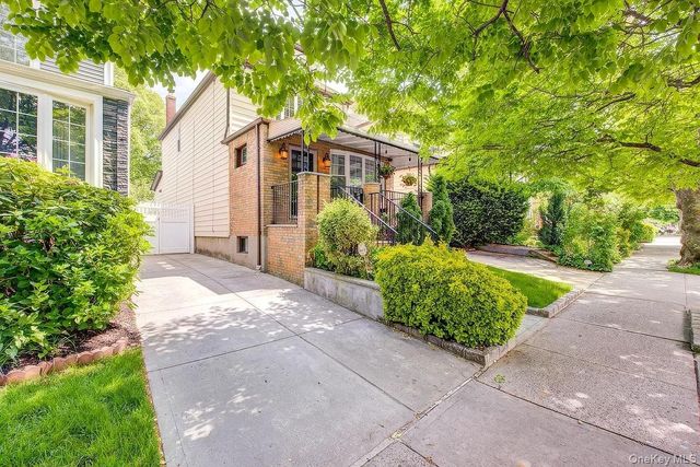 90-10 69th Avenue, Forest Hills, NY 11375