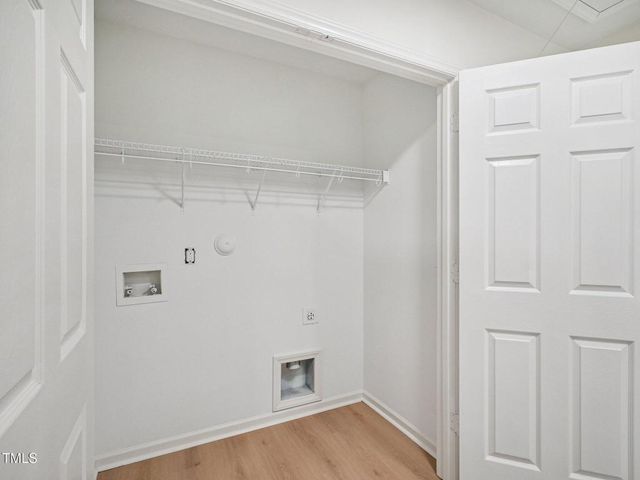 5908 Abbington Way, Raleigh, NC 27610