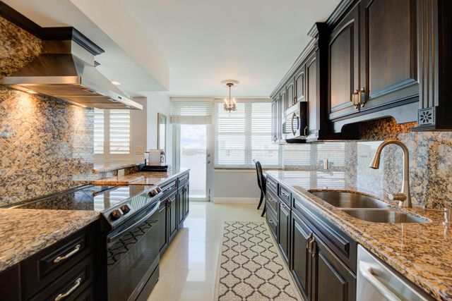 1390 S Ocean Boulevard 11d, Pompano Beach, FL 33062