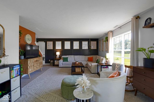 7716 Rose Lane, Ingalls, IN 46048