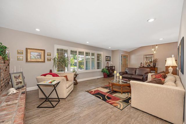 4130 Prospect Dr, Carmichael, CA 95608