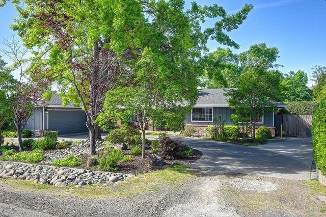 4130 Prospect Dr, Carmichael, CA 95608