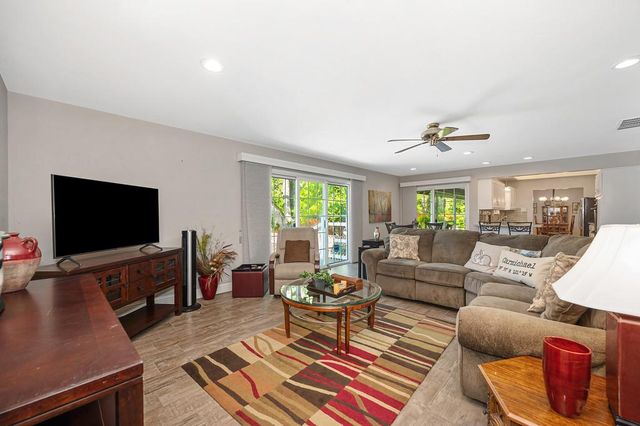 4130 Prospect Dr, Carmichael, CA 95608