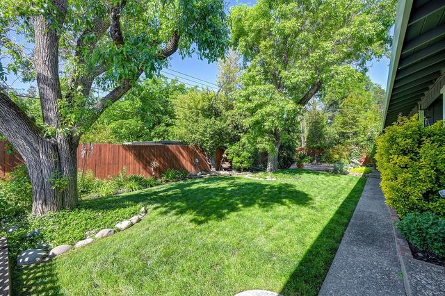 4130 Prospect Dr, Carmichael, CA 95608