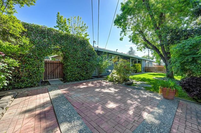 4130 Prospect Dr, Carmichael, CA 95608