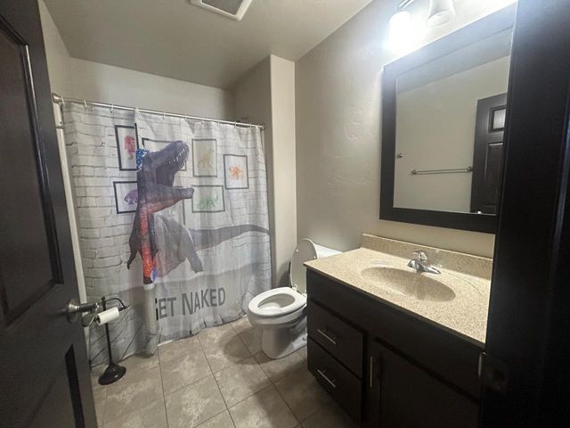 432 S COUNTRY LANE, Fond Du Lac, WI 54937