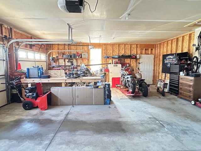 432 S COUNTRY LANE, Fond Du Lac, WI 54937