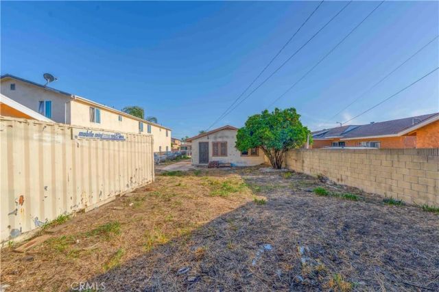 225 E 67th, Los Angeles, CA 90003