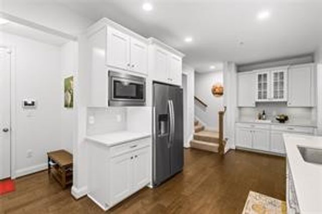 511 Rodney Ln, Cranberry Twp, PA 16066