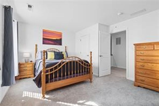 511 Rodney Ln, Cranberry Twp, PA 16066