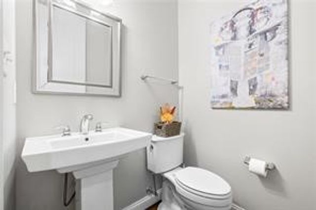 511 Rodney Ln, Cranberry Twp, PA 16066