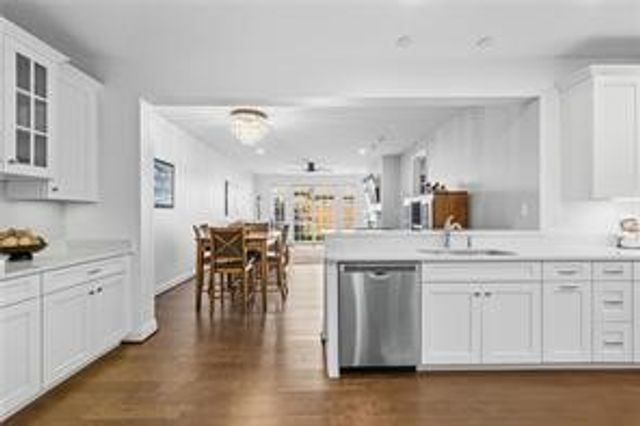 511 Rodney Ln, Cranberry Twp, PA 16066