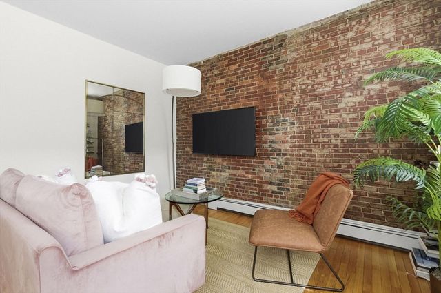 30 E Springfield St 2, Boston, MA 02118