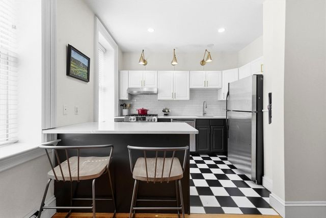 30 E Springfield St 2, Boston, MA 02118