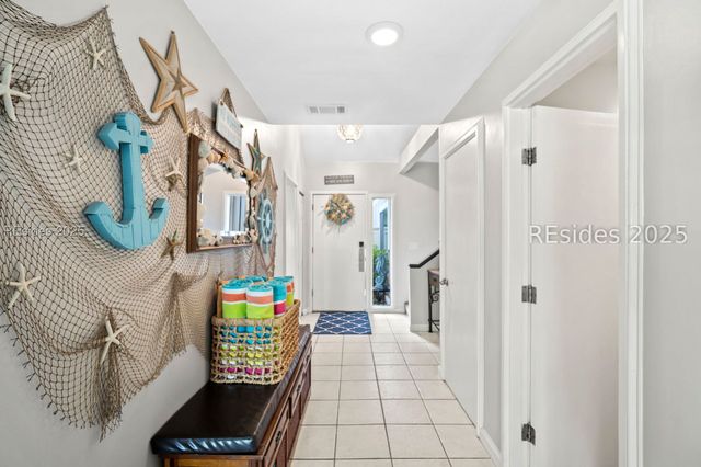 45 Queens Folly Rd Apt 677, Hilton Head Island, SC 29928