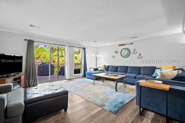 45 Queens Folly Rd Apt 677, Hilton Head Island, SC 29928