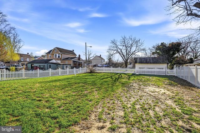 15 STRING ST, Alloway, NJ 08001