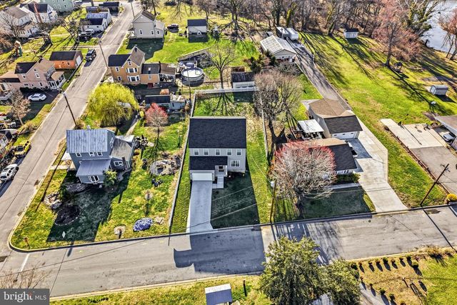 15 STRING ST, Alloway, NJ 08001