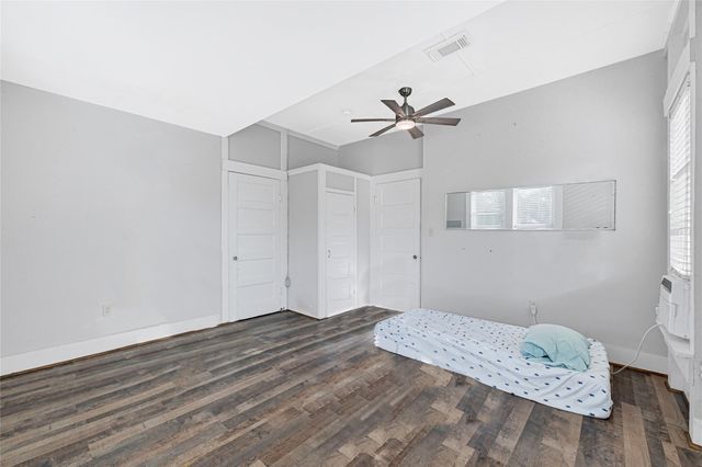 102 4th Street, Sugar Land, TX 77498