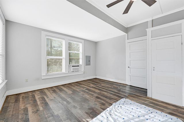 102 4th Street, Sugar Land, TX 77498