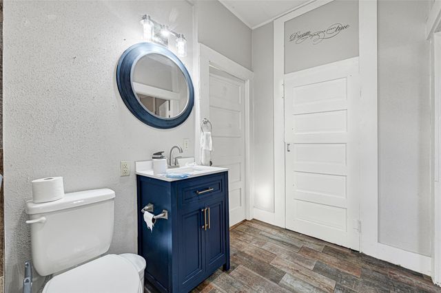 102 4th Street, Sugar Land, TX 77498