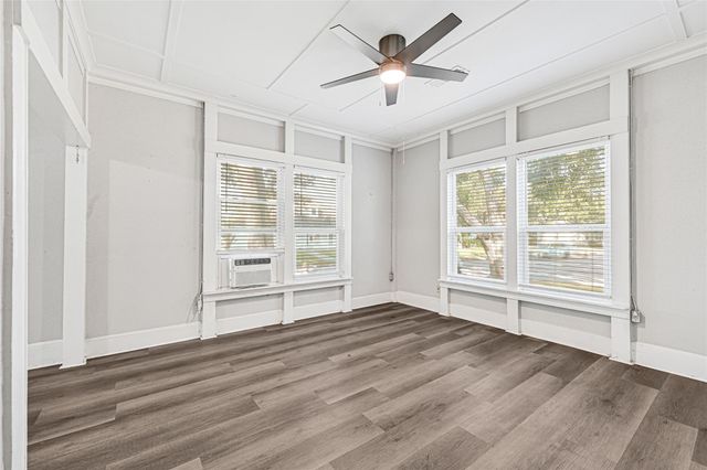 102 4th Street, Sugar Land, TX 77498