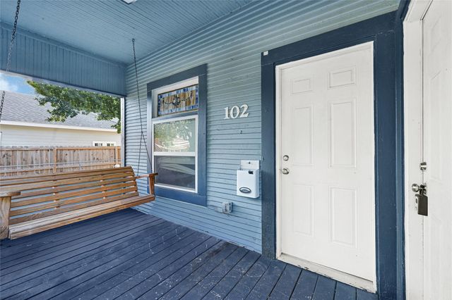 102 4th Street, Sugar Land, TX 77498