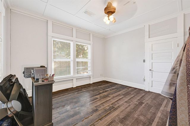 102 4th Street, Sugar Land, TX 77498