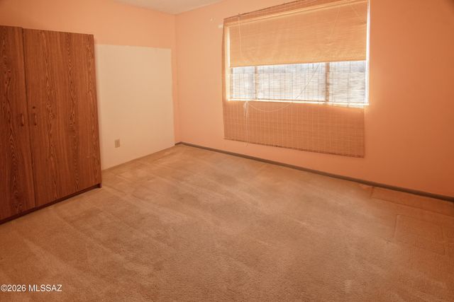 5702 N Water Line Road, Tucson, AZ 85704