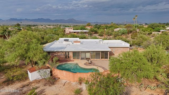 5702 N Water Line Road, Tucson, AZ 85704