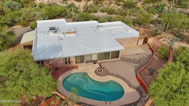 5702 N Water Line Road, Tucson, AZ 85704