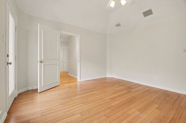 3821 Park Bend Drive, Flower Mound, TX 75022