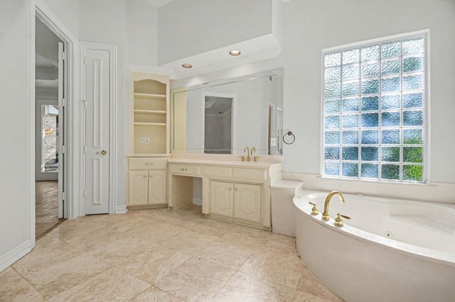 3821 Park Bend Drive, Flower Mound, TX 75022