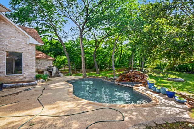 3821 Park Bend Drive, Flower Mound, TX 75022